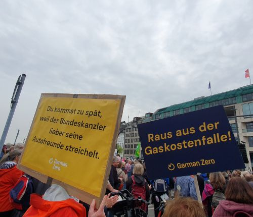 AZ Beteiligung an der Demo